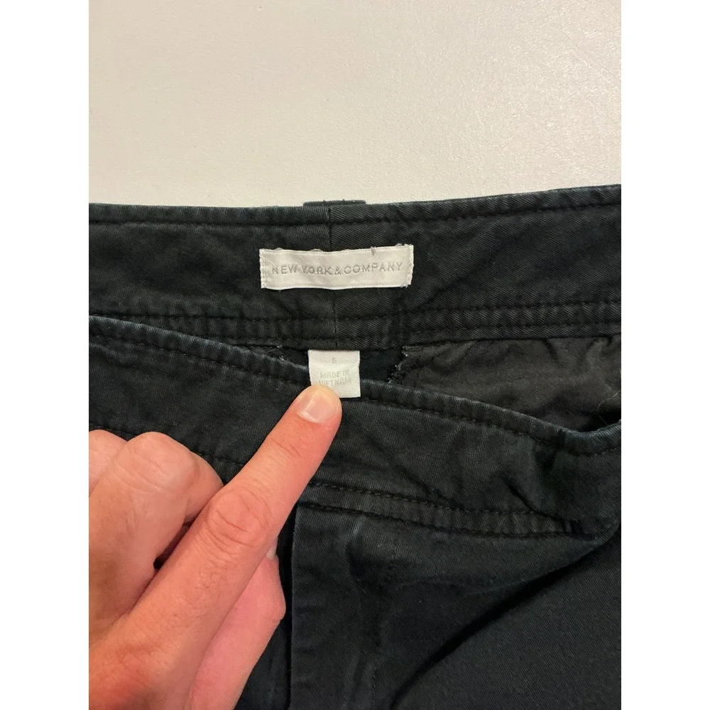 New York &‎ Company Womens Black Mini Chino Shorts Mid Rise Sz 6 Casual Summer